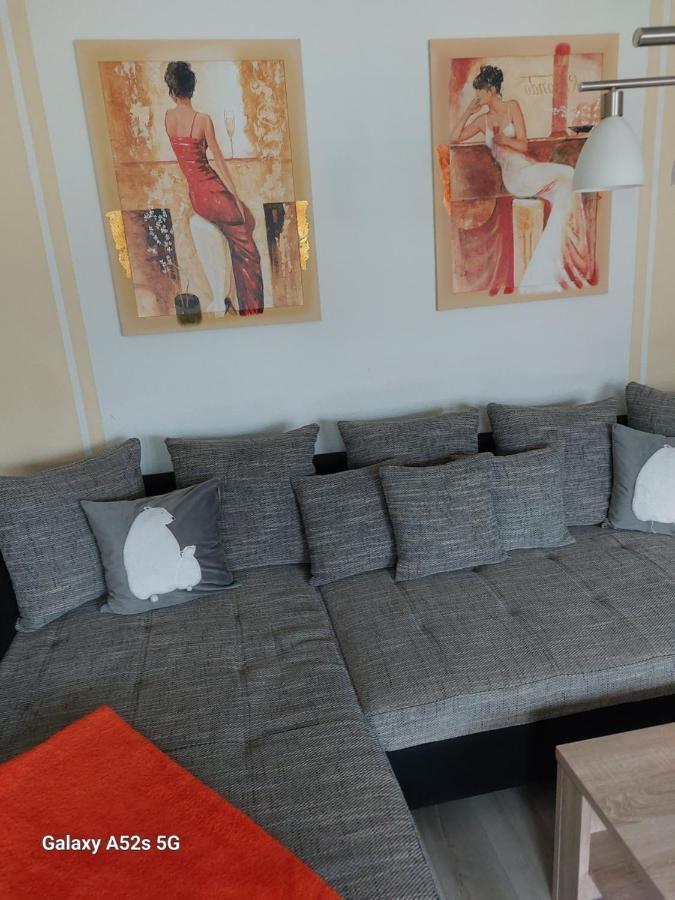 Ferienwohnung Bienwald Mit Pool Fuer 4 - 6 Personen Mit 3 Schlafzimmern Grobitz Exteriér fotografie