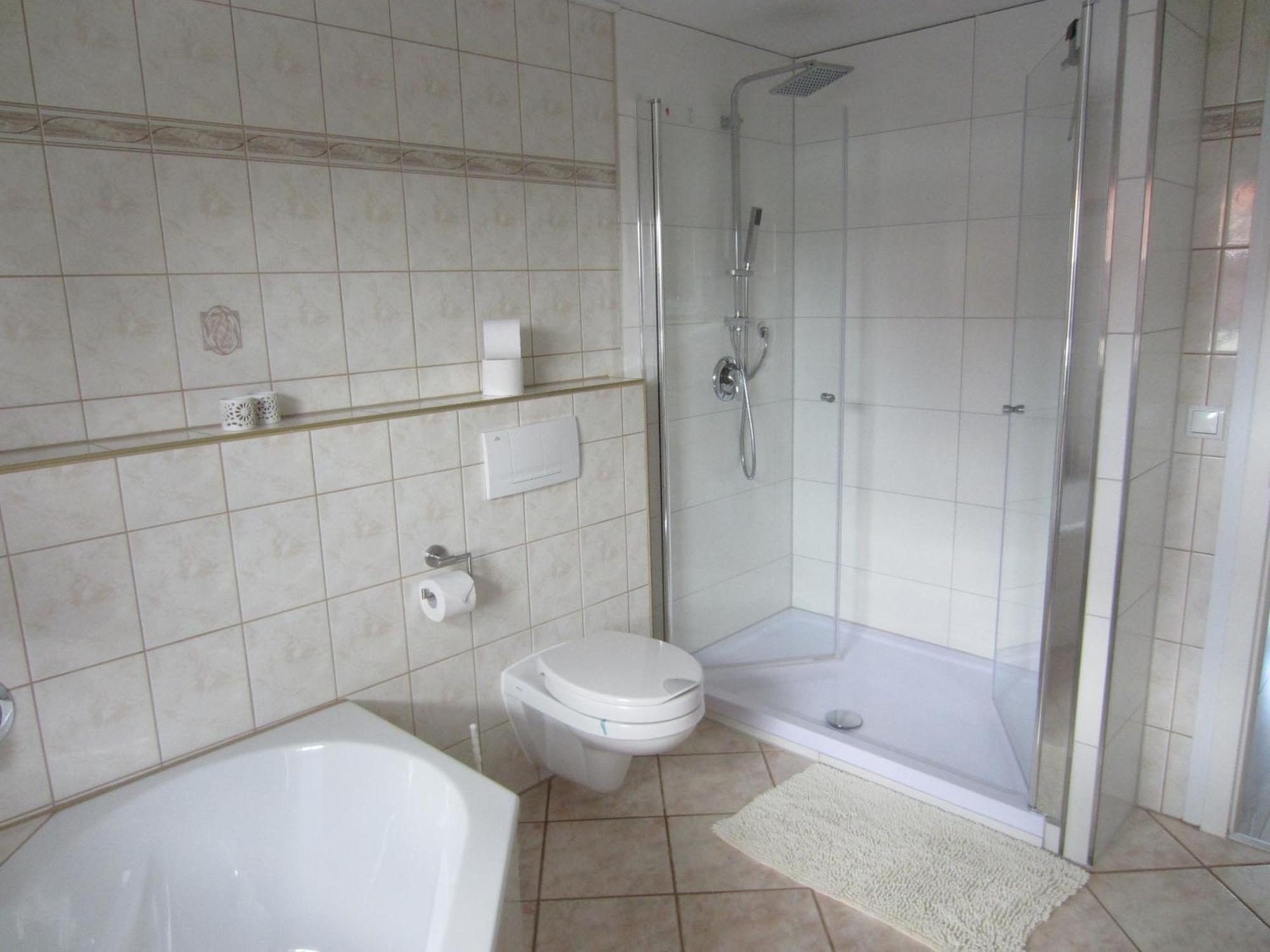 Ferienwohnung Bienwald Mit Pool Fuer 4 - 6 Personen Mit 3 Schlafzimmern Grobitz Exteriér fotografie